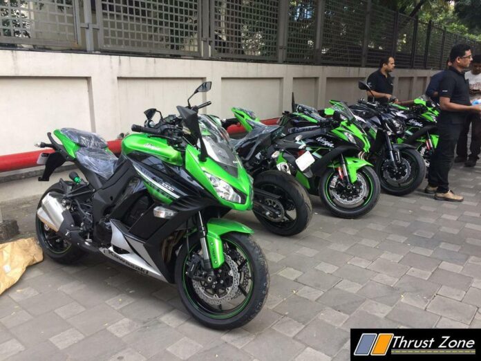 kawasaki-gives-bikes-to-customers-3