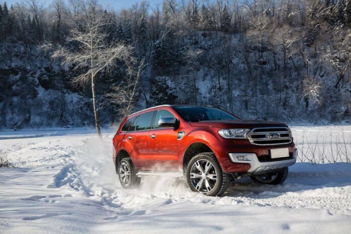 Ford India - Endeavour-snow-winter-tips