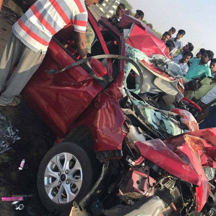 Ford-Aspire-crash-madurai (1)