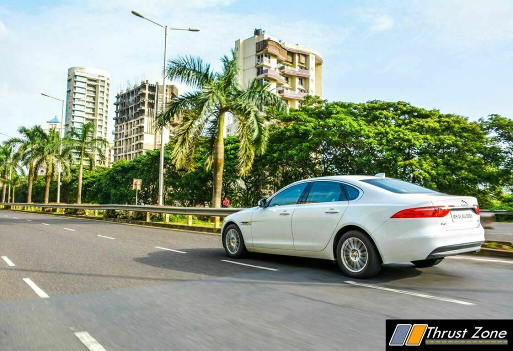 Jaguar-XF-Diesel-Pure-Review-16