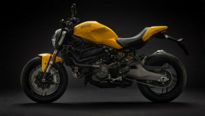 2018-Ducati-monster-821-india-launch (2)