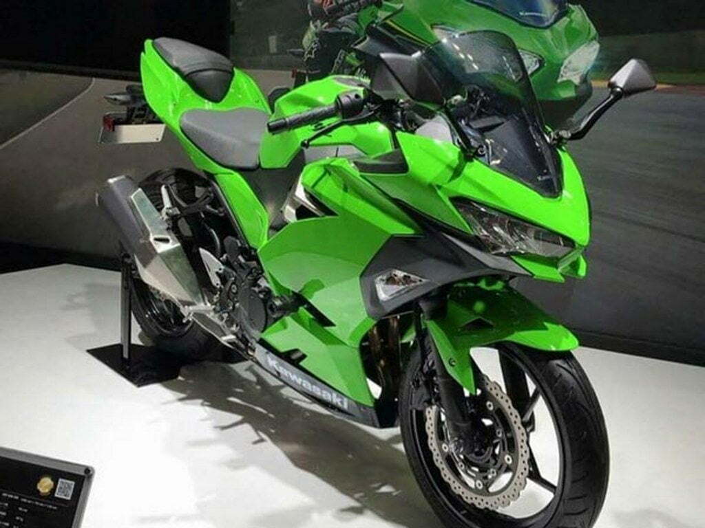 Kawasaki unveils the new 2018 Ninja 250 at the Tokyo Motor ...