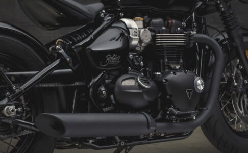 triumph-bonneville-bobber-black-india-launch (3)