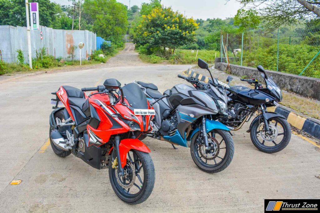 Pulsar220-vs-Fazer25-Bajaj-RS200-Comparison-6