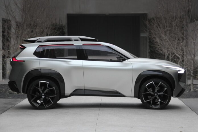 Nissan Xmotion concept SUV