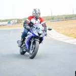 2018 Yamaha YZF R15 V3 Review-20