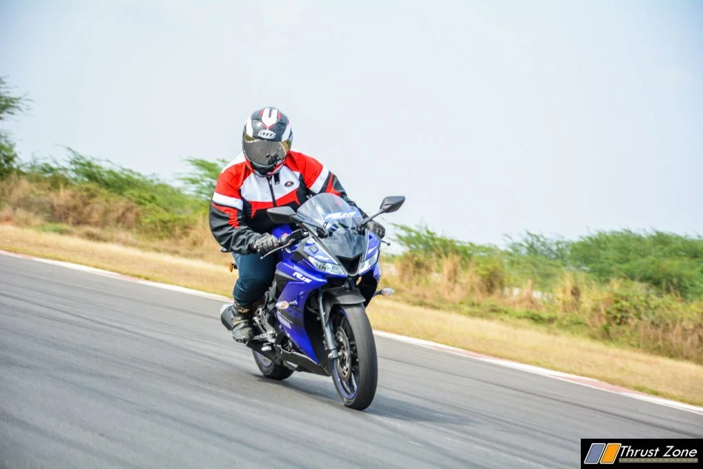 2018 Yamaha YZF R15 V3 Review-28