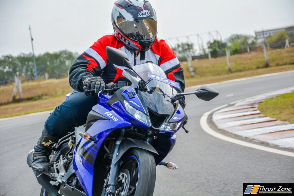 2018 Yamaha YZF R15 V3 Review-31