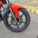 TVS-Apache-RTR-160-4V-Review-17