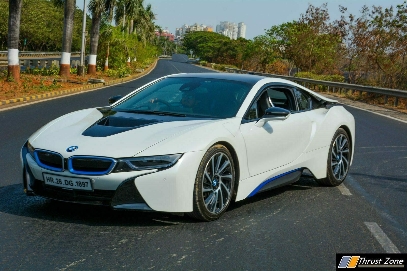 BMW-i8-India-Review-22