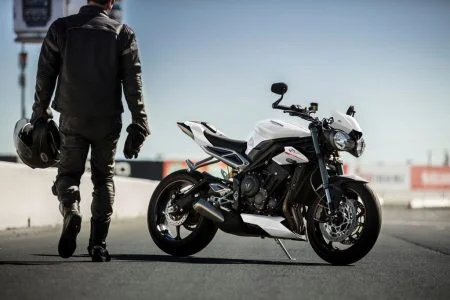 Two New Street Triple RS Colors (1)