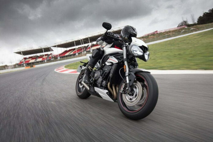 Two New Street Triple RS Colors (4)