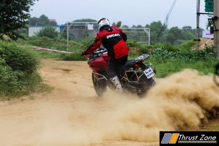 Ducati Riding Experience on dirt (4)