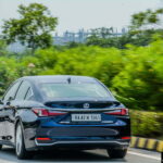 2019-Lexus-ES-India-300h-Review-17