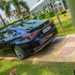 2019-Lexus-ES-India-300h-Review-5