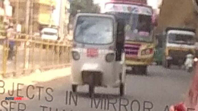 Mahindra Electric Auto rickshaw spied (1)