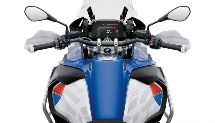 The New Bmw R 1250 R The New Bmw R 1250 Rs And The New Bmw R 1250 Gs Adventure 4 Thrust Zone