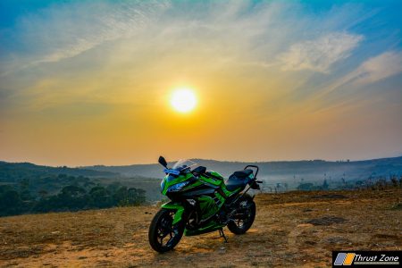 2018-kawasaki-ninja-300-india-review-4