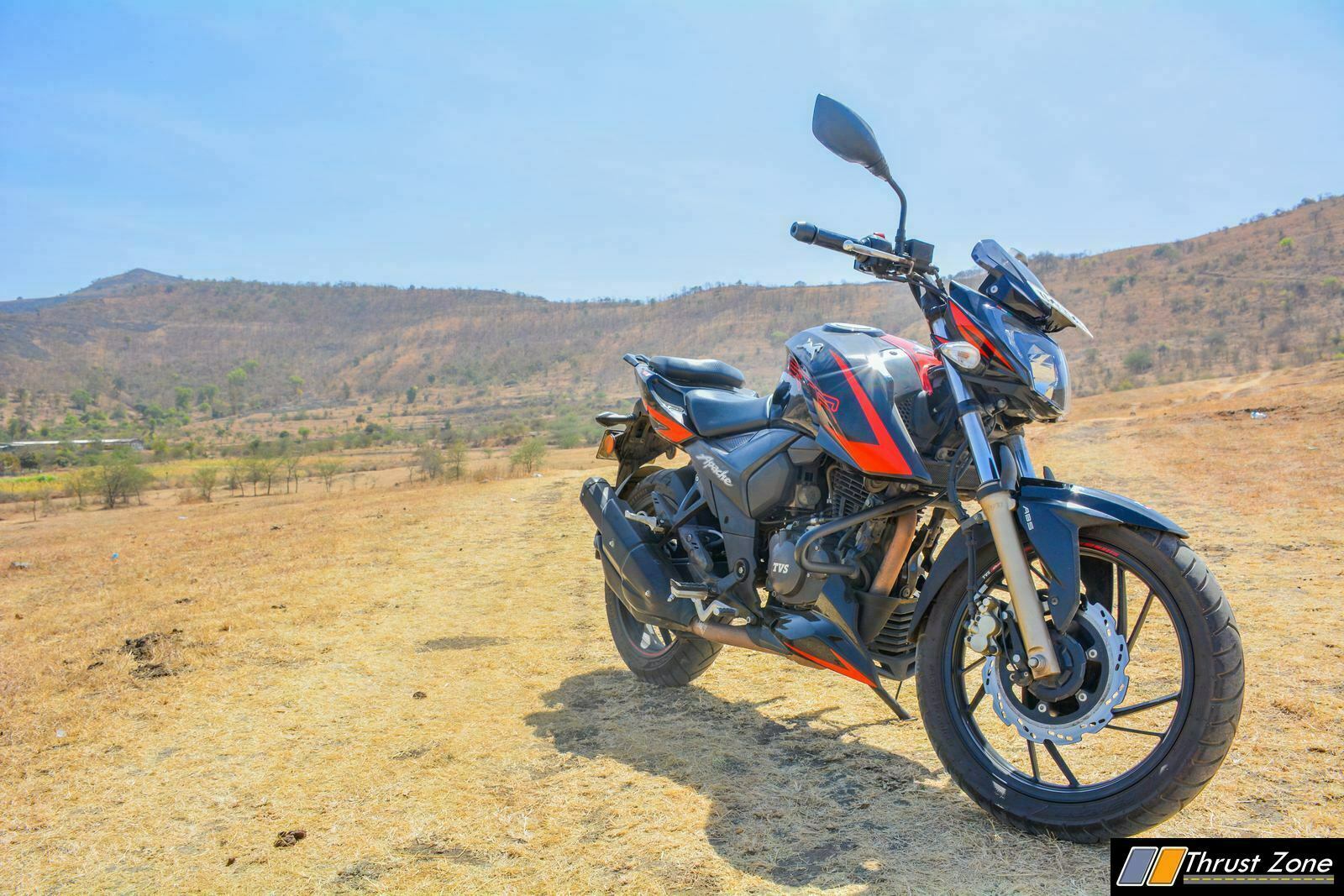 2019-Apache-RTR-200-Race-Edition-Review-9