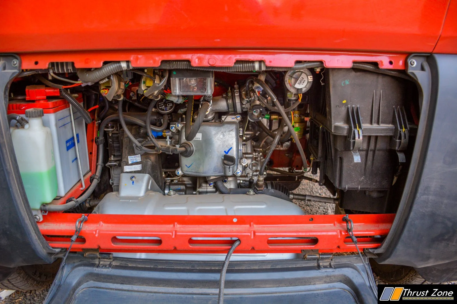 Bajaj-Qute-CNG-Review-27