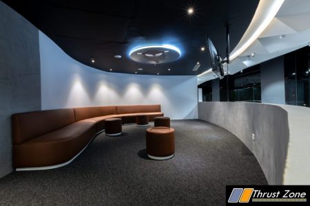 Honda BigWing Showroom - Customer Lounge