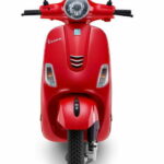 Vespa Urban Club_Glossy Red