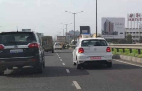 2019 Volkswagen Polo Facelift (1)