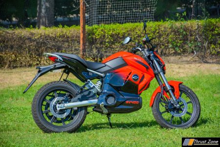 2019-Revolt-RV400-Review-Electric-Motorcycle-7