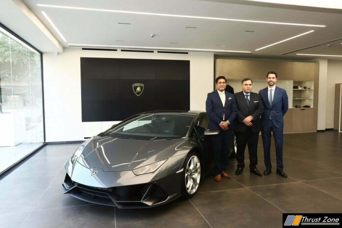 Lamborghini Grand Showroom in New Delhi (3)