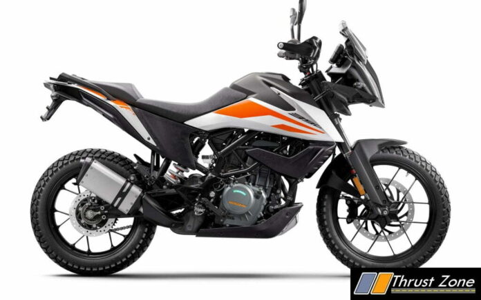 12 KTM 390 ADVENTURE MY20 right