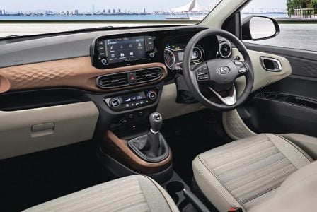 hyundai-aura-interior