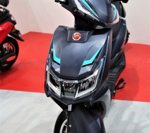 Hero-electric-AE 29 high speed scooter - Thrust Zone