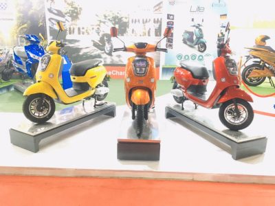 Okinawa Displays Revised Range and Concept Electric Cruiser At Auto Expo 2020 (1)