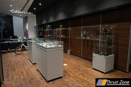 New Mercedes Surat Showroom (2)