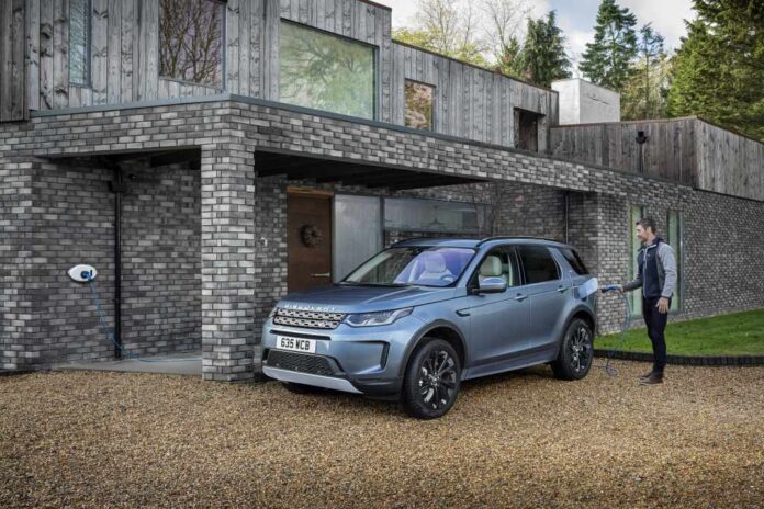 2020 Range Rover Evoque and Discovery Sport Hybrid (1)