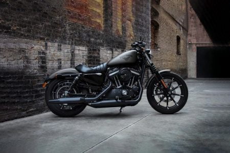 Harley-davidson-iron-883