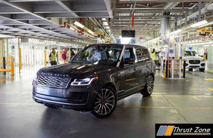 First Range Rover Made Under Social Distancing (1)