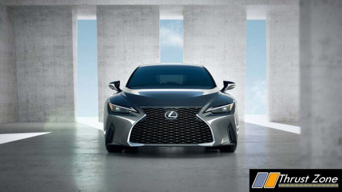 2021 Lexus IS (2)