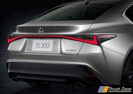 2021 Lexus IS (7)