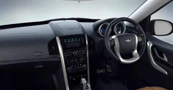 2020 Mahindra XUV500 Automatic BS6