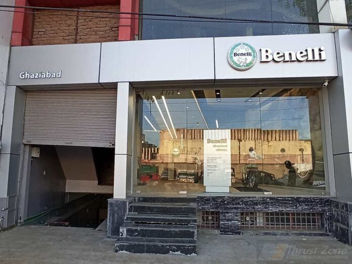 Benelli_Ghaziabad Showroom (2)