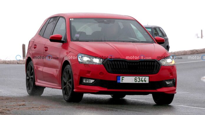 New-Generation Skoda Fabia 2022 (2)