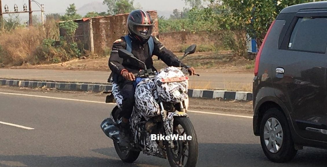 New Generation Bajaj Pulsar 250 spied (1)
