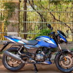 2021 Bajaj pulsar-180-blue