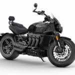 2021-Triumph--Rocket-3-GT-Triple-Black (2)