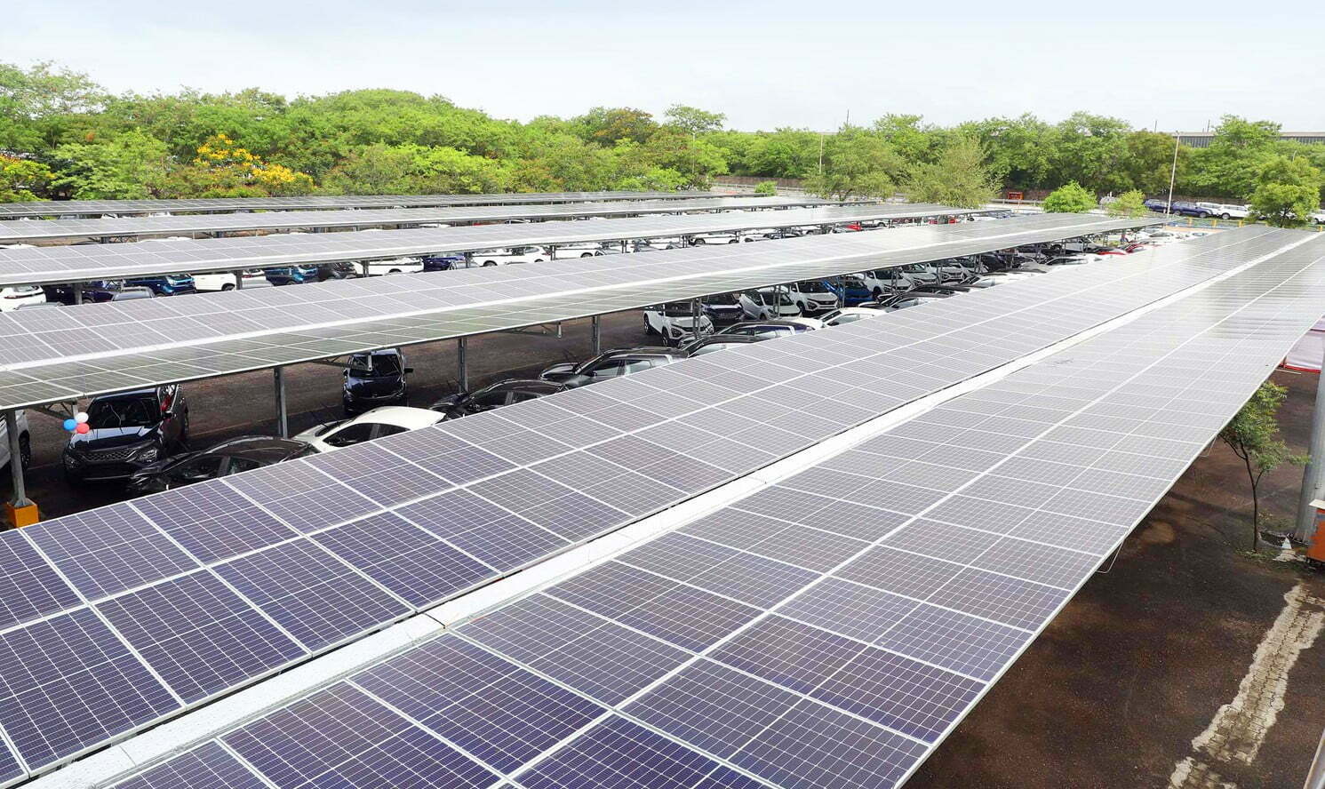 Tata Motors and Tata Power Inaugurate India’s Largest Solar Carport At Pune Plant (3)
