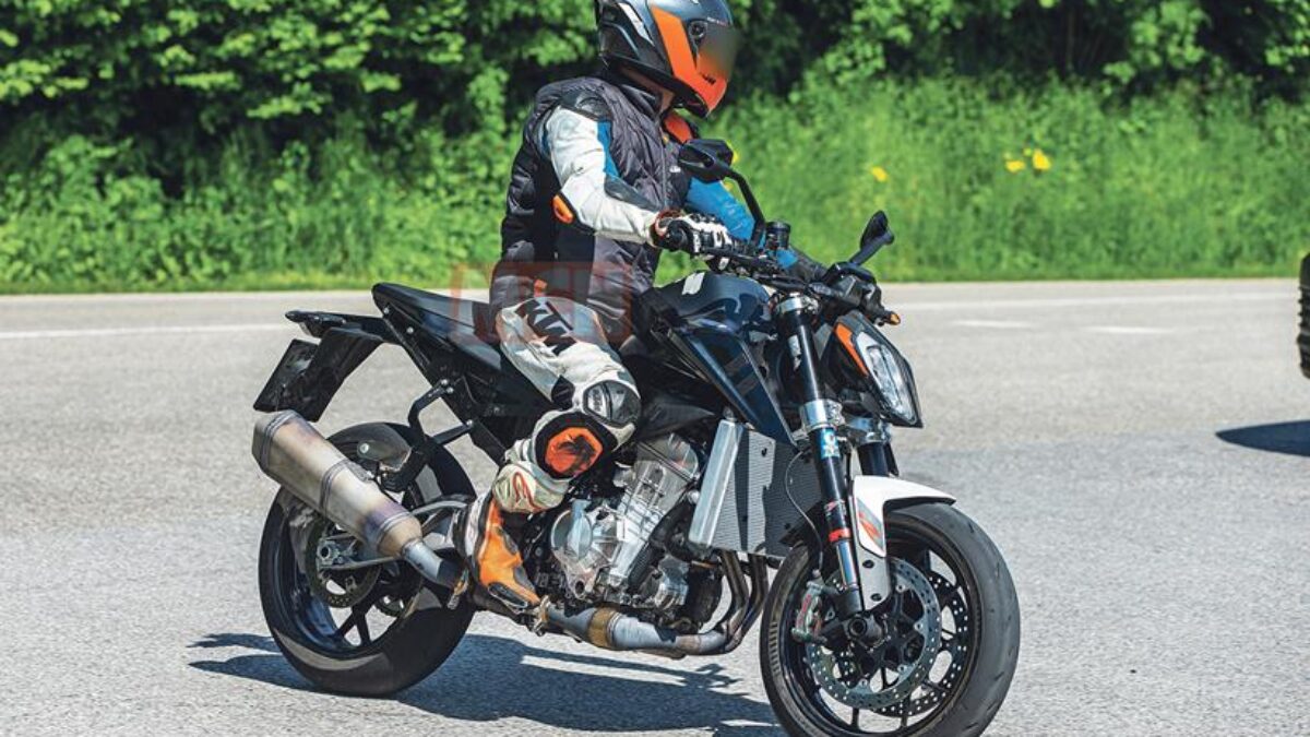 2022 Ktm 990 Duke Spotted Testing In Europe