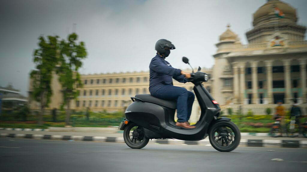 Bhavish Aggarwal on Ola Scooter zipping past Vidhana Soudha