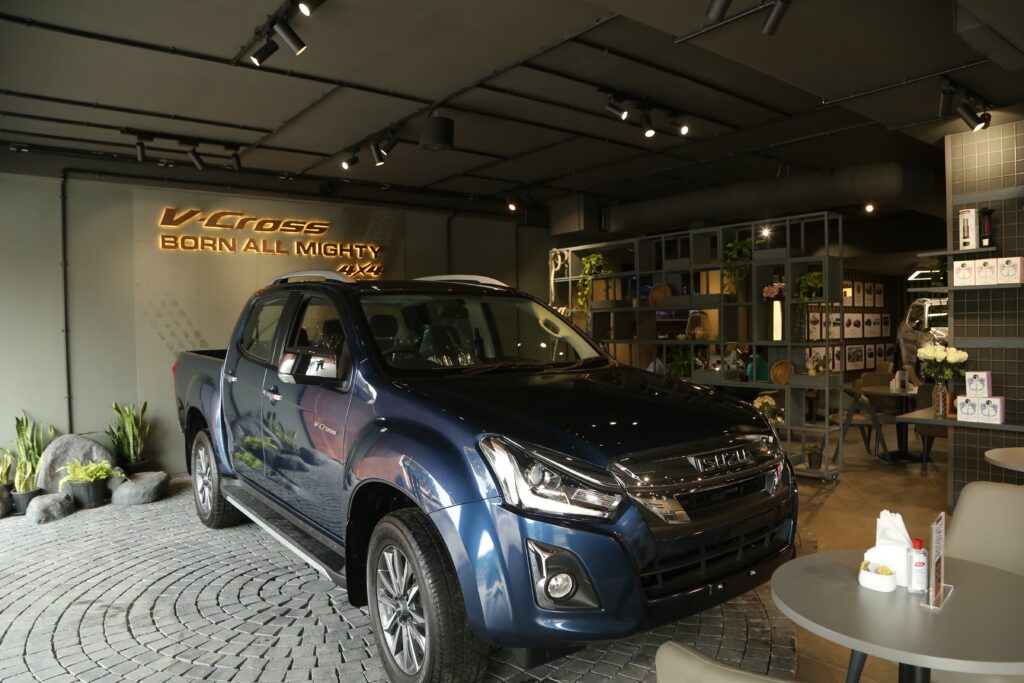 Torque ISUZU, Surat Lifestyle Showroom, Surat 2