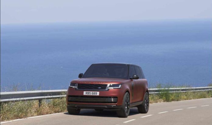 2022-Range-Rover-LWB-India (7)